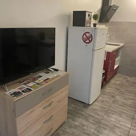 Superbe Appartement Terrasse Wifi Paroy-sur-Tholon Exterior photo